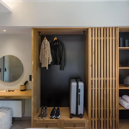 Moncasa Your Ionian Kouvalata