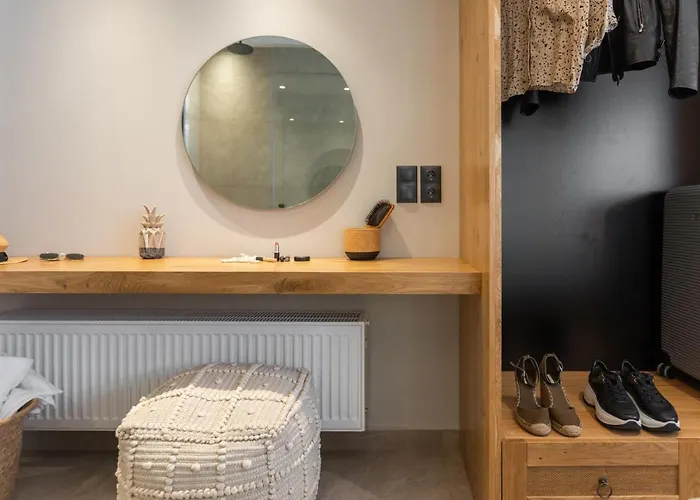 Moncasa Your Ionian * Kouvalata